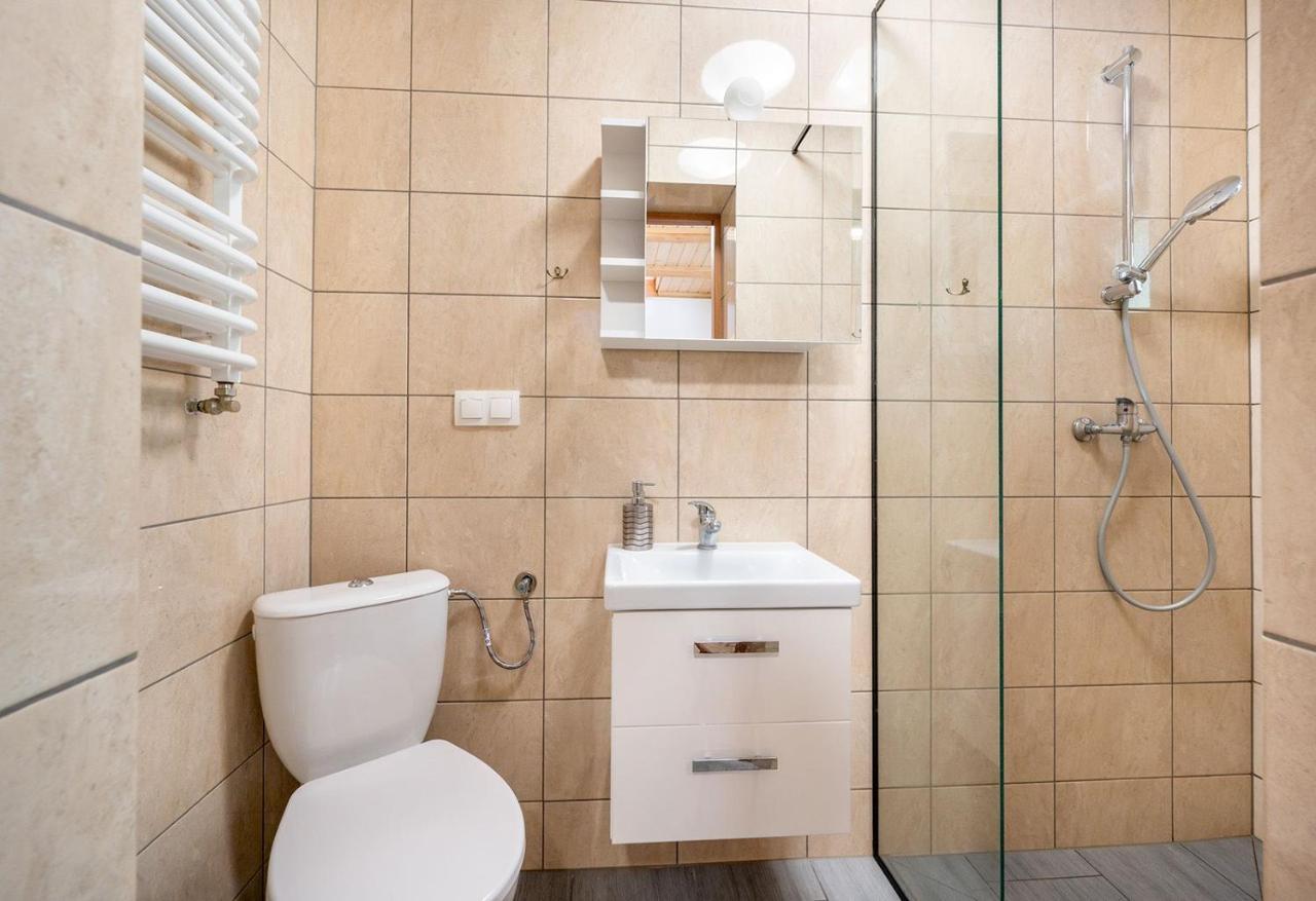 Apartamenty Stodola Jezierzany Extérieur photo